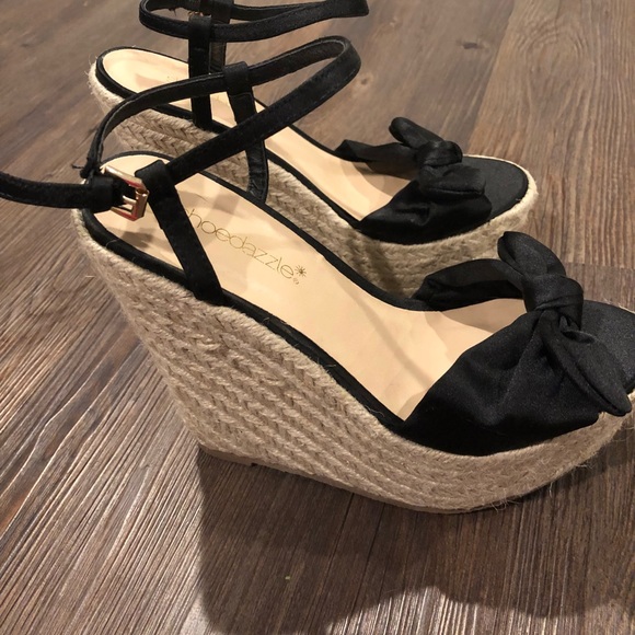 Shoe Dazzle Shoes - Black Bow Wedge